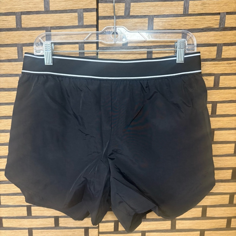 Sincerely Jules Black Shorts Size‎ Large